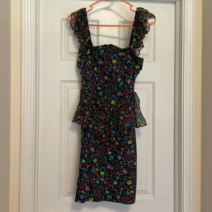 Floral bodycon Betsy Johnson dress with removable sleeves and peplum, size M